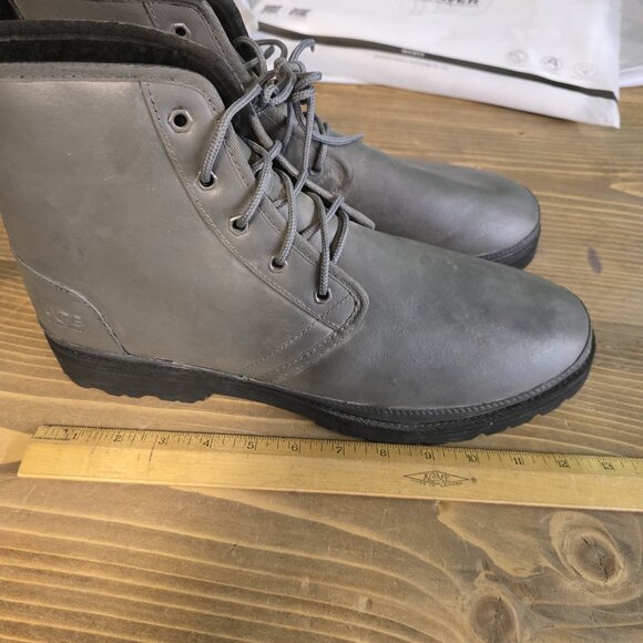 Ugg Waterproof , Grey - size 13. Unworn / leatherpainted. - Picture 8 of 10